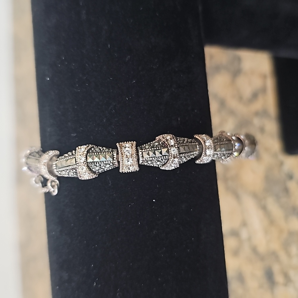Beautiful nickel free sterling silver, marcasite and cz bracelet - Picture 3 of 5